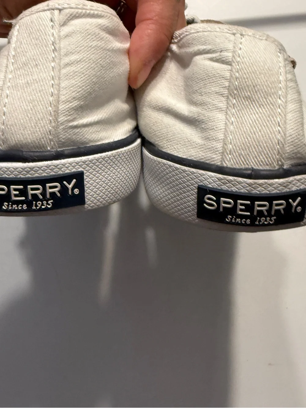 Sperry Womens White Canvas Boat Shoes with Brown Leather Laces 10